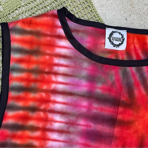 Handmade Deadstock vintage fabric sleeveless top - Picture 4 of 8